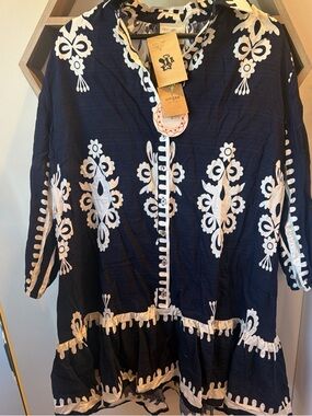 Umgee Navy and White Floral Button-Front Tunic